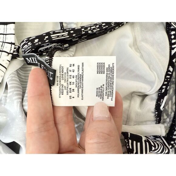 Miraclesuit Womens Black White Floral Castaway Love Knot Tankini Top Size 8 NWT - Picture 4 of 4